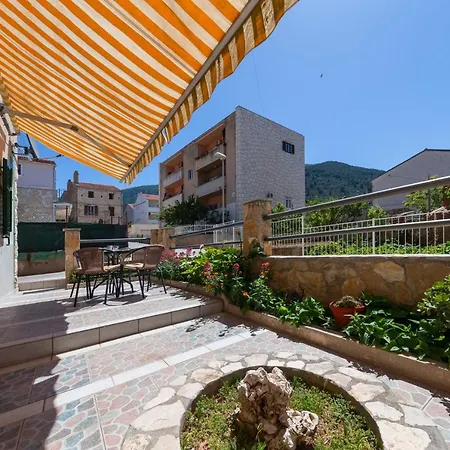 By The Sea Komiza, Vis - 8860 Apartamento *