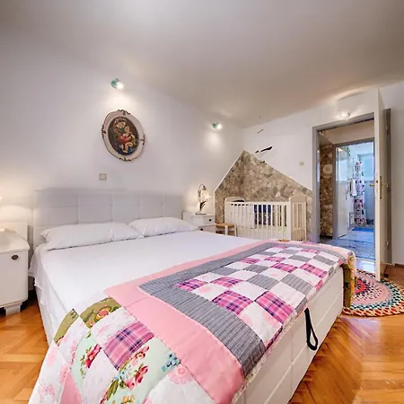 Apartamento By The Sea Komiza, Vis - 8860 *